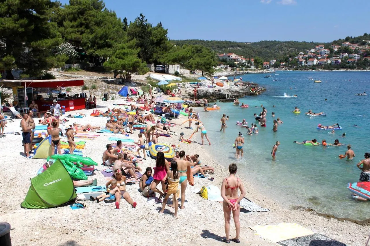 Family Friendly Apartments With A Swimming Pool Mavarstica, Ciovo - 18744 Trogir
