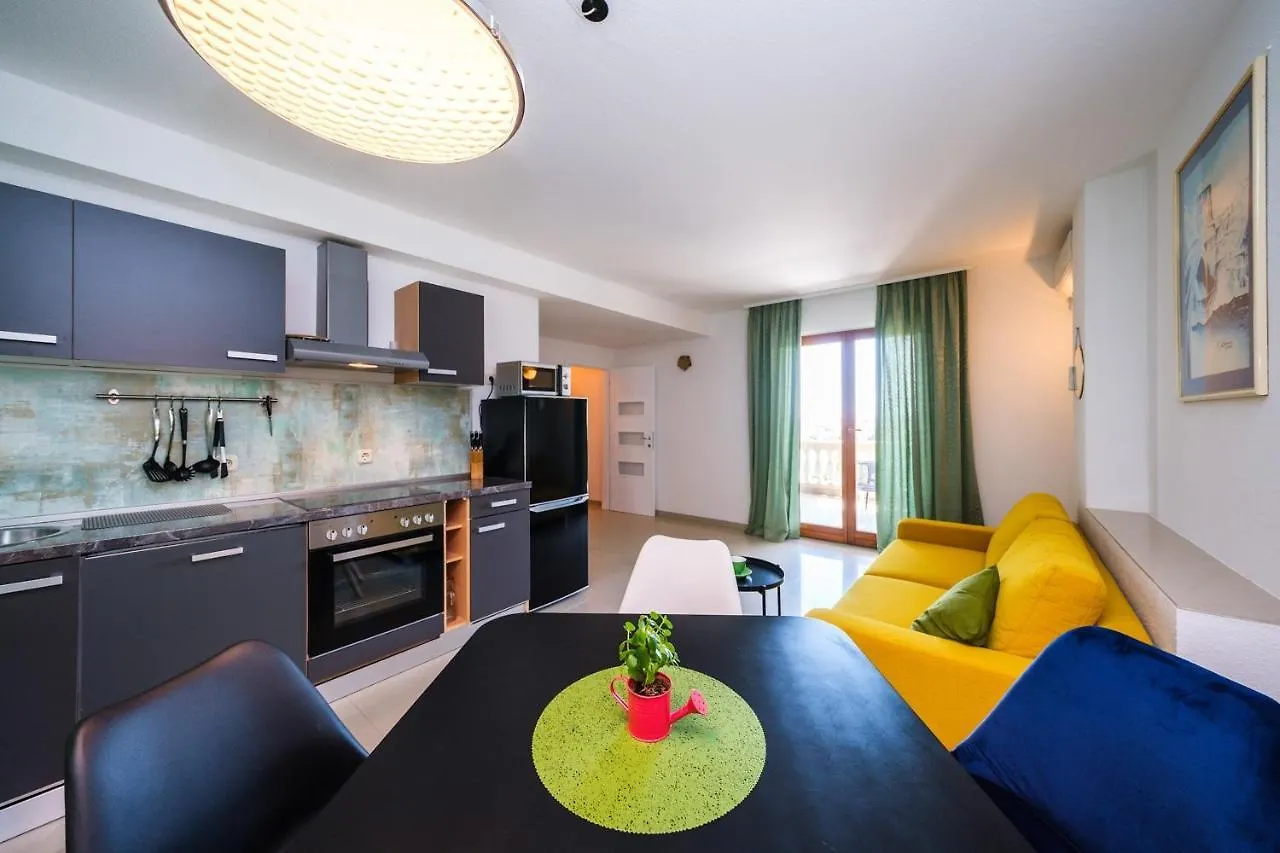 Family Friendly Apartments With A Swimming Pool Mavarstica, Ciovo - 18744 Trogir 0*,  Croatia