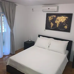 Apartament Mladeng